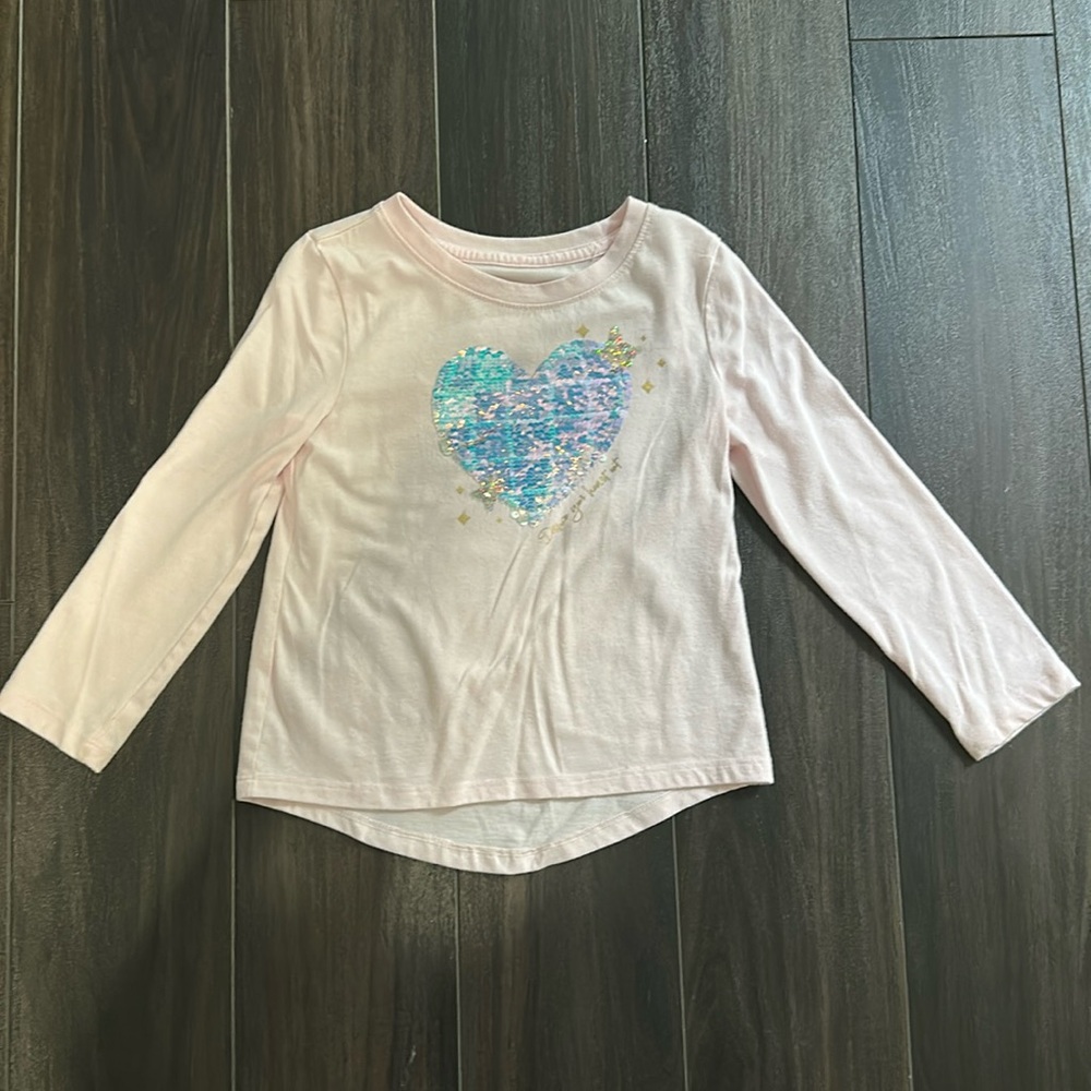 CAT & JACK Girls Soft Pink Heart Sequin T-Shirt XS